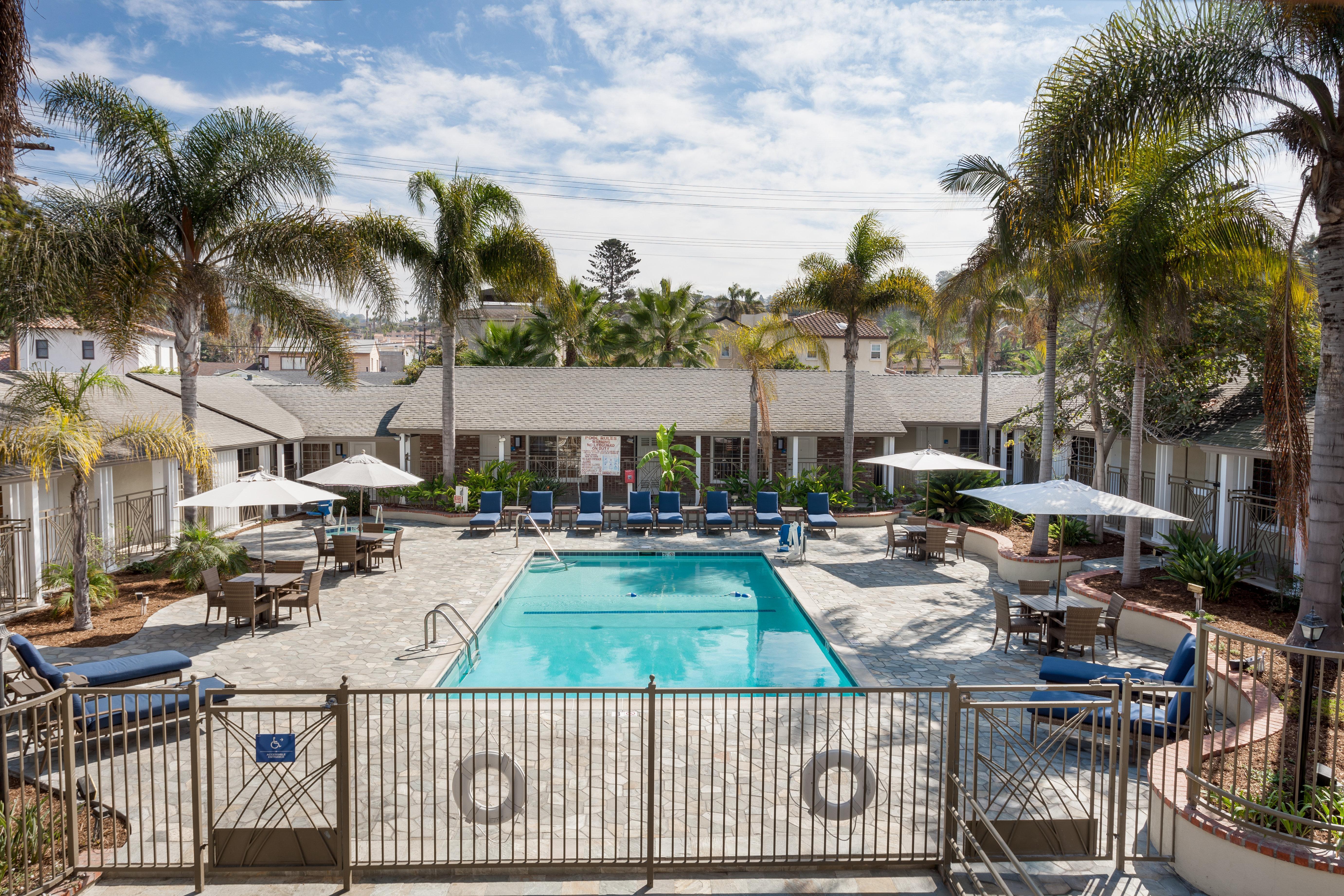 Holiday Inn Express And Suites La Jolla - Windansea Beach, And Ihg Hotel San Diego Exteriör bild